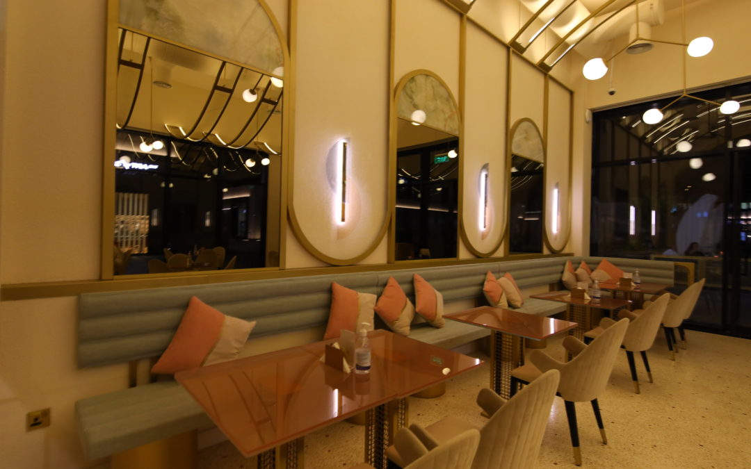 Theo Café
